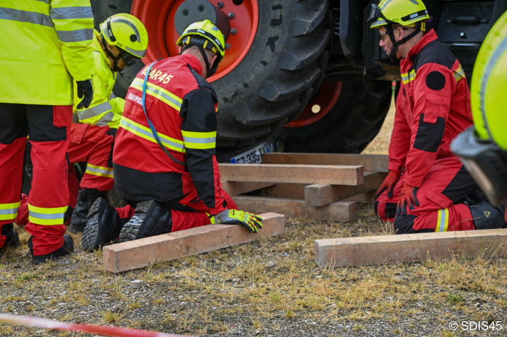 Premier entraînement USAR dédié au secours routier lourd